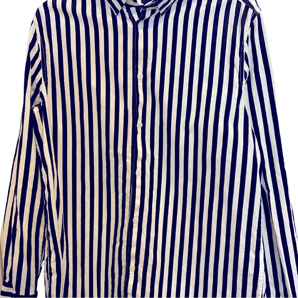 H&M | striped shirt |